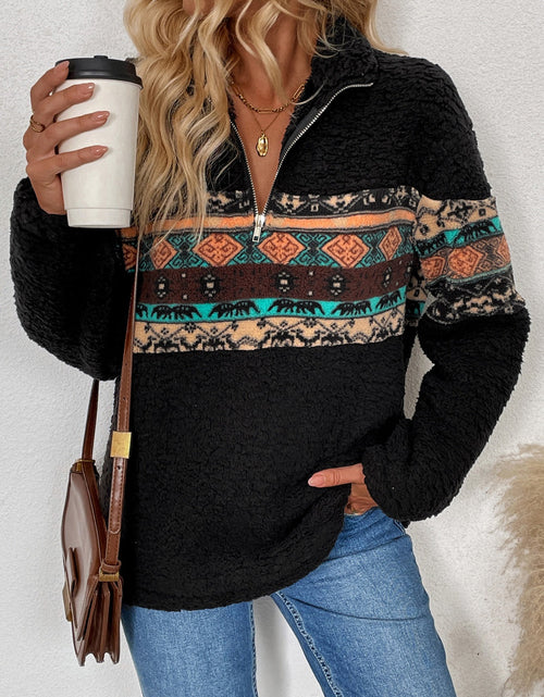 Load image into Gallery viewer, Quarter Zip Geometric Long Sleeve Sweatshirt
