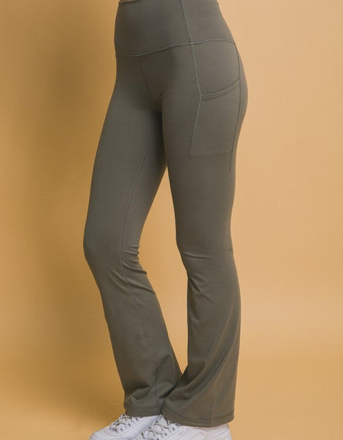 Load image into Gallery viewer, Love Tree High Waist Flare Active Leggings with Side Pockets
