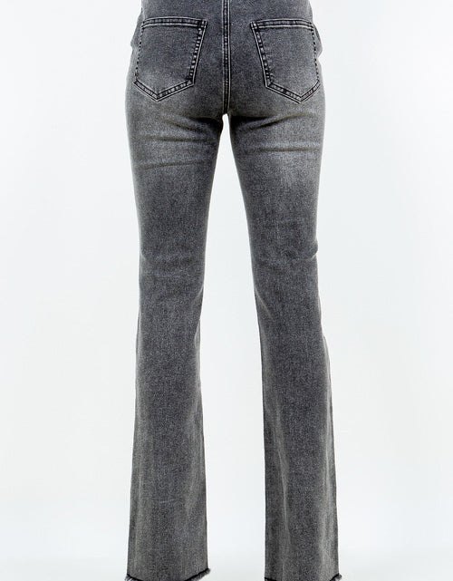 Load image into Gallery viewer, American Bazi V-Cut Ruched Flare Pants
