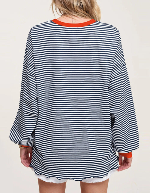 Load image into Gallery viewer, Contrast Striped Long Sleeve Sweatshirt
