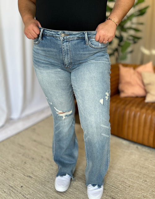 Load image into Gallery viewer, Judy Blue Full Size Medium Rise Tummy Control Destroy Flare

