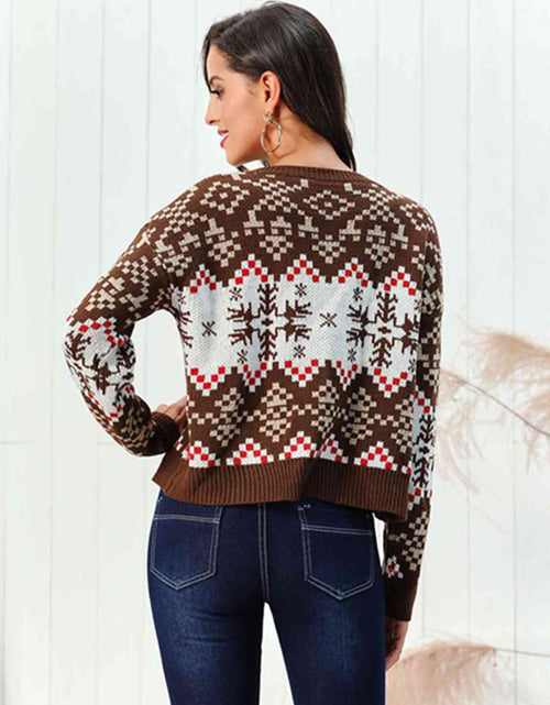 Load image into Gallery viewer, Snowflake Pattern Round Neck Sweater
