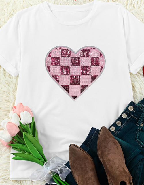 Load image into Gallery viewer, Sequin Checkered Heart Round Neck Short Sleeve T-Shirt
