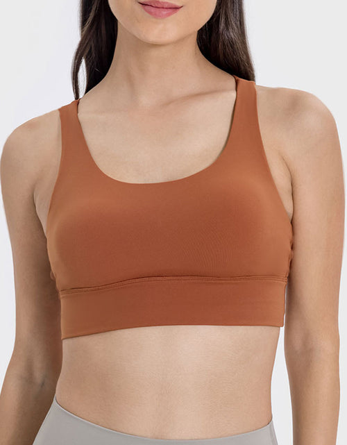 Load image into Gallery viewer, Millennia Crisscross Scoop Neck Active Tank
