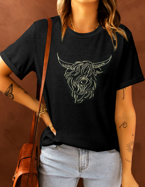 Load image into Gallery viewer, Bull Head Embroidered Round Neck T Shirt
