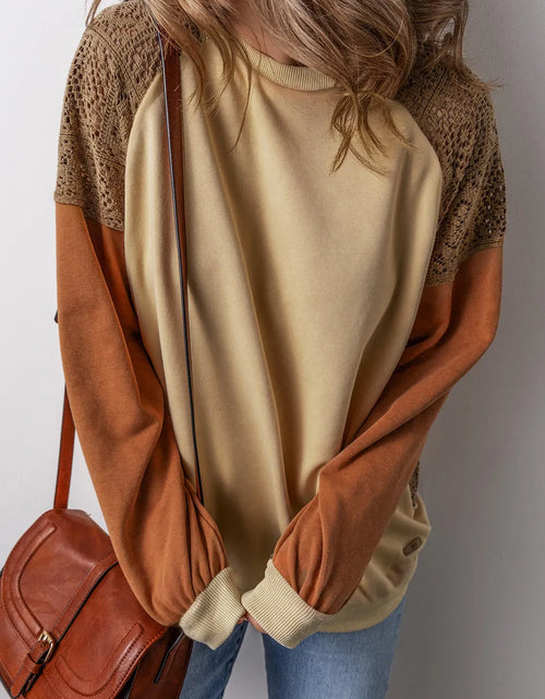 Load image into Gallery viewer, Color Block Long Sleeve Sweatshirt
