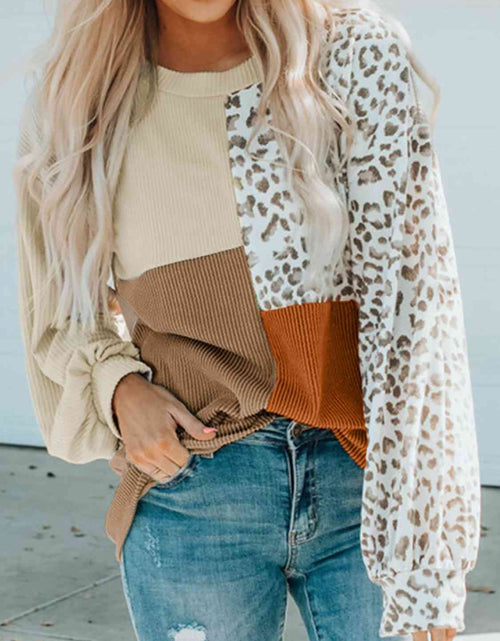 Load image into Gallery viewer, Color Block Leopard Round Neck Sweatshirt
