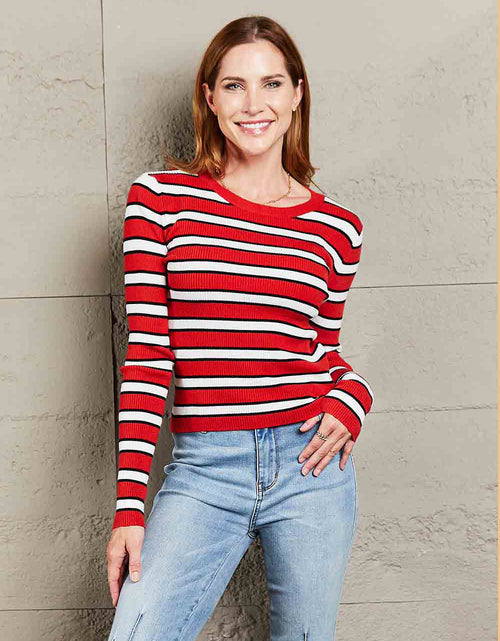 Load image into Gallery viewer, Striped Round Neck Long Sleeve Top
