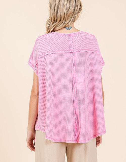 Load image into Gallery viewer, Mittoshop Mineral Wash Waffle Knit Pointed Hem Oversized Top
