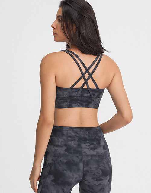 Load image into Gallery viewer, Millennia Crisscross Scoop Neck Active Tank
