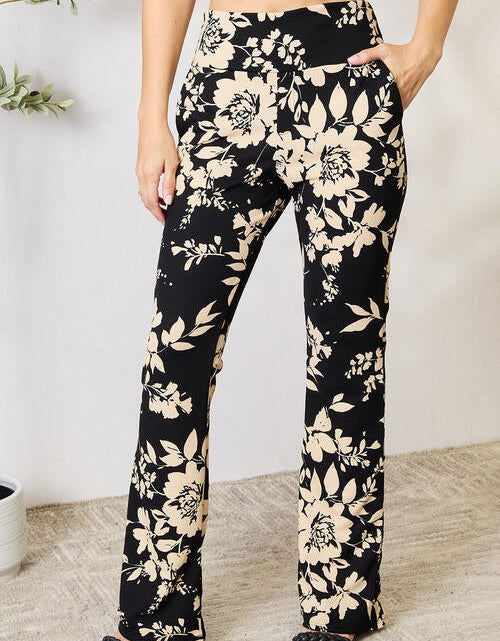 Load image into Gallery viewer, Heimish Full Size High Waist Floral Flare Pants
