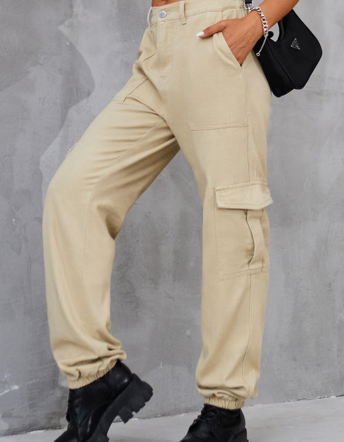 Load image into Gallery viewer, Buttoned High Waist Jeans with Pockets
