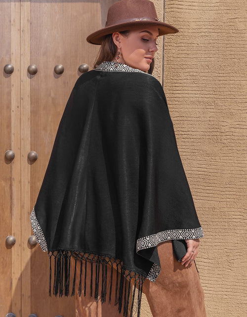 Load image into Gallery viewer, Plus Size Geometric Open Front Fringe Hem Cardigan
