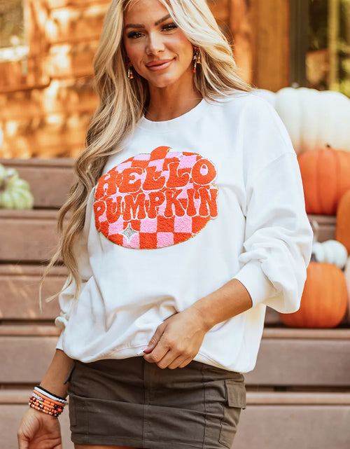 Load image into Gallery viewer, Graphic Round Neck Long Sleeve Sweatshirt
