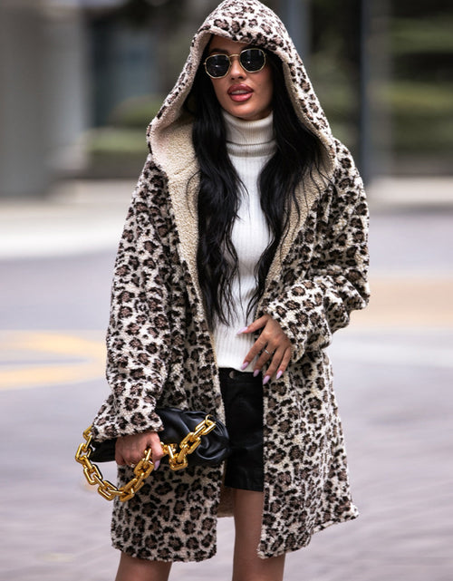 Load image into Gallery viewer, Shiny Leopard Print Hooded Teddy Coat
