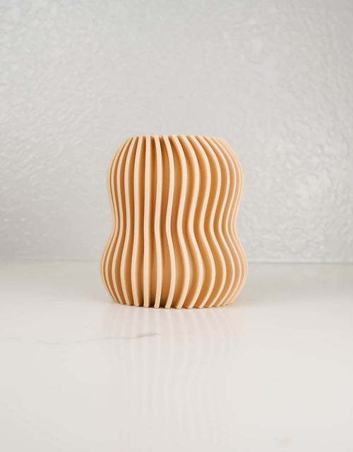 Load image into Gallery viewer, CADRE Vase by Rosebud HomeGoods

