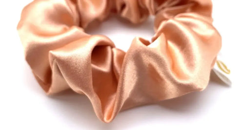 Load image into Gallery viewer, Slick Large Scrunchies Set by Calicapelli Hair Tools
