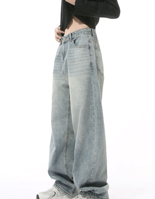 Load image into Gallery viewer, Wide Leg Jeans with Pockets
