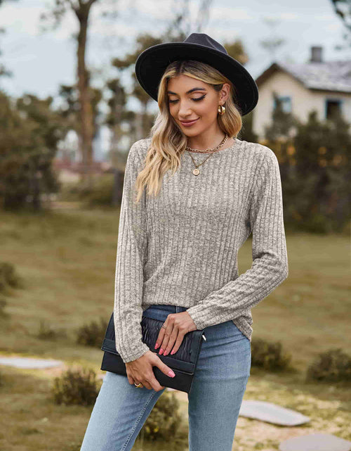 Load image into Gallery viewer, Ribbed Round Neck Long Sleeve Tee
