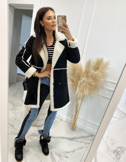 Load image into Gallery viewer, Lapel Collar Exposed Seam Buttoned Coat
