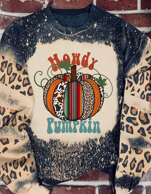 Load image into Gallery viewer, Pumpkin Graphic Long Sleeve Sweatshirt

