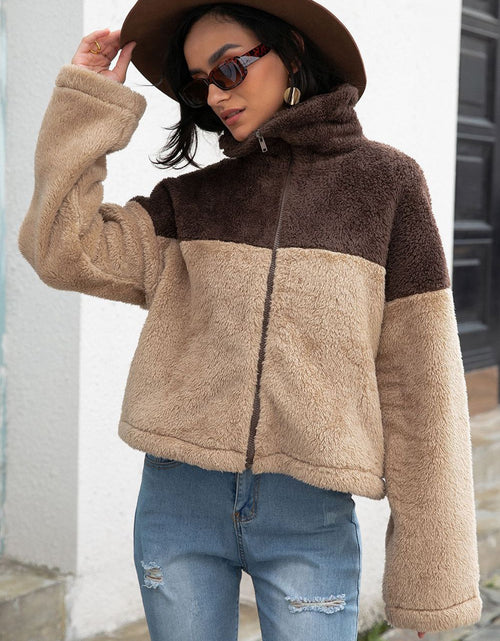 Load image into Gallery viewer, Two-Tone Collared Neck Fuzzy Jacket
