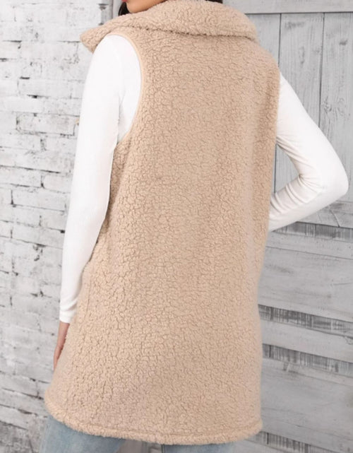 Load image into Gallery viewer, Button Up Teddy Vest Coat
