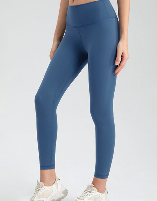 Load image into Gallery viewer, Wide Waistband Slim Fit Active Leggings
