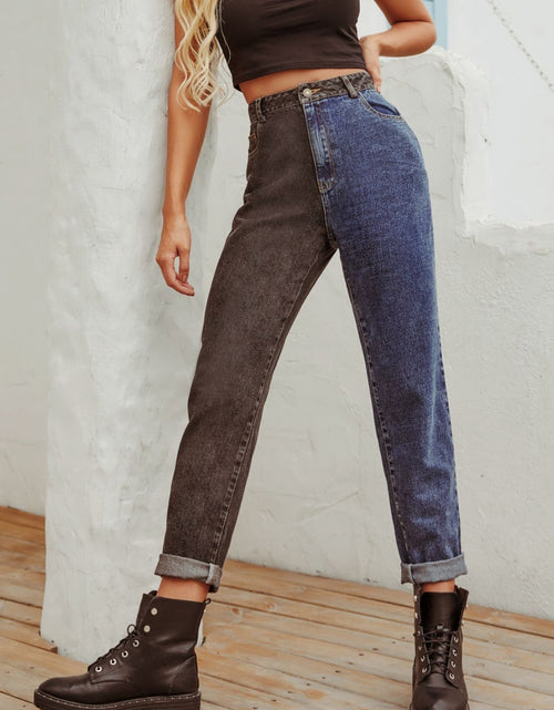 Load image into Gallery viewer, Two Tone Straight Leg Jeans
