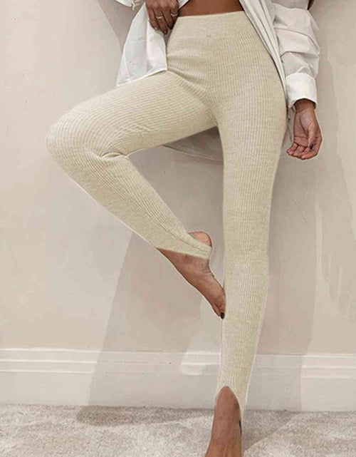 Load image into Gallery viewer, Ribbed Mid Waist Leggings
