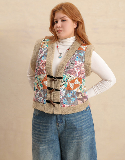 Load image into Gallery viewer, Plus Size Printed Sherpa Vest Coat
