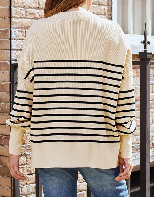 Load image into Gallery viewer, Striped Round Neck Long Sleeve Sweatshirt
