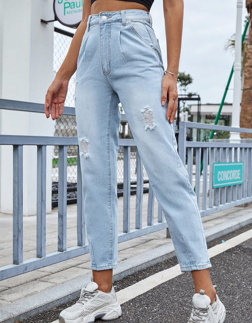 Load image into Gallery viewer, Distressed Straight Jeans with Pockets
