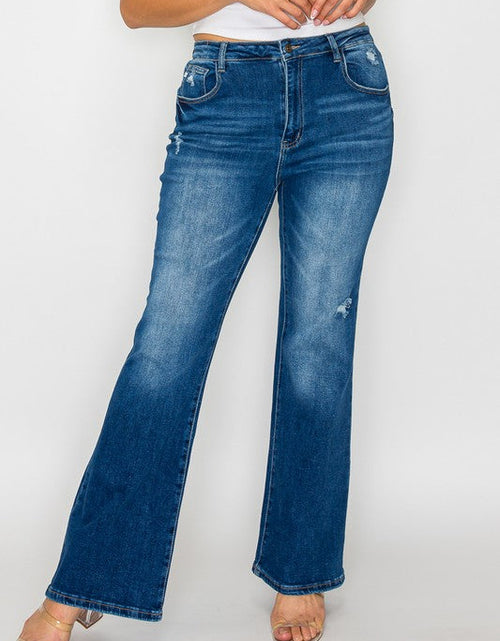 Load image into Gallery viewer, bytos Full Size High Rise Bootcut Jeans with Pockets
