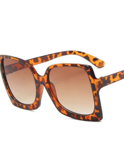 Load image into Gallery viewer, Athina Sunglasses by ClaudiaG Collection
