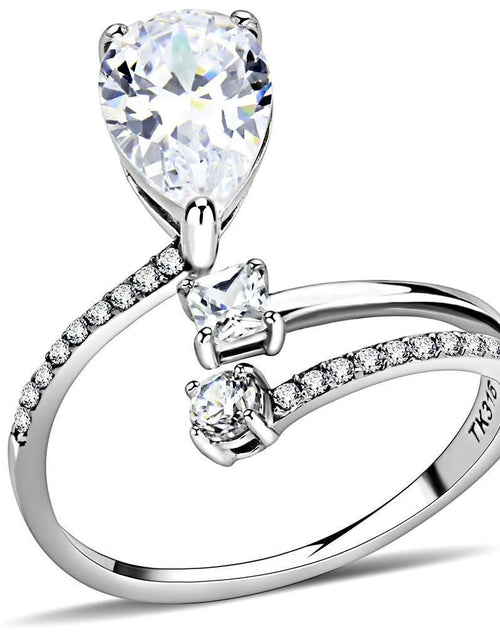 Load image into Gallery viewer, DA130 - High polished (no plating) Stainless Steel Ring with AAA Grade CZ in Clear
