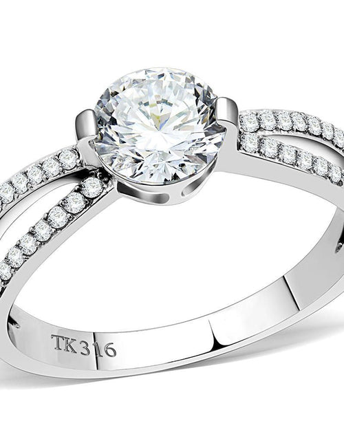 Load image into Gallery viewer, DA002 - High polished (no plating) Stainless Steel Ring with AAA Grade CZ in Clear
