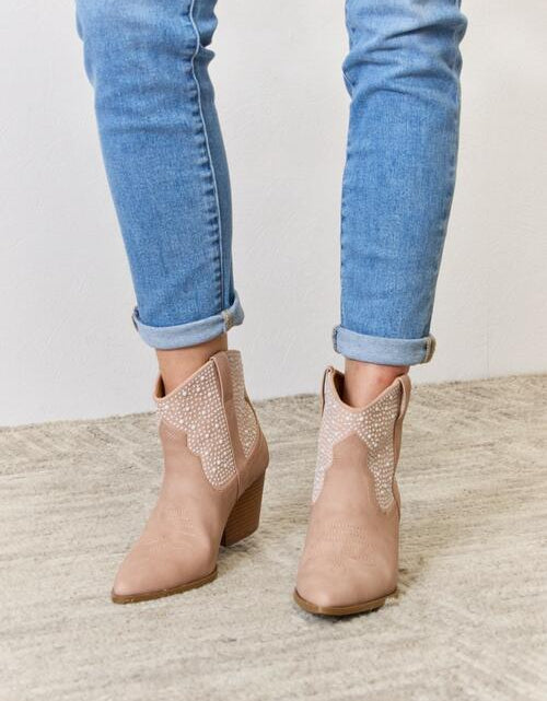 Load image into Gallery viewer, East Lion Corp Rhinestone Ankle Cowgirl Booties
