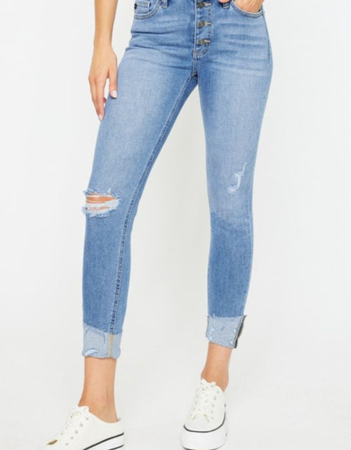 Load image into Gallery viewer, Kancan Distressed Cat's Whiskers Button Fly Jeans
