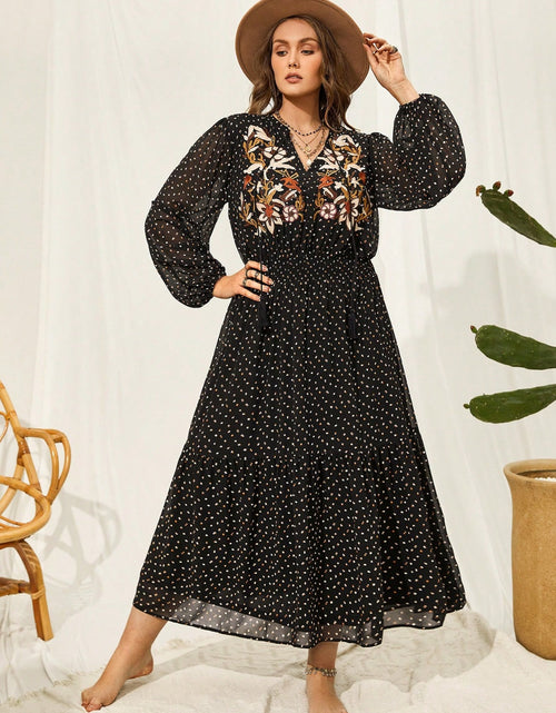 Load image into Gallery viewer, Plus Size Embroidered Tassel Balloon Sleeve Dress

