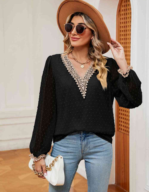 Load image into Gallery viewer, Swiss Dot Contrast V-Neck Blouse
