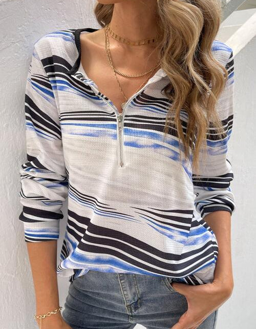 Load image into Gallery viewer, Printed Half Zip Long Sleeve T-Shirt
