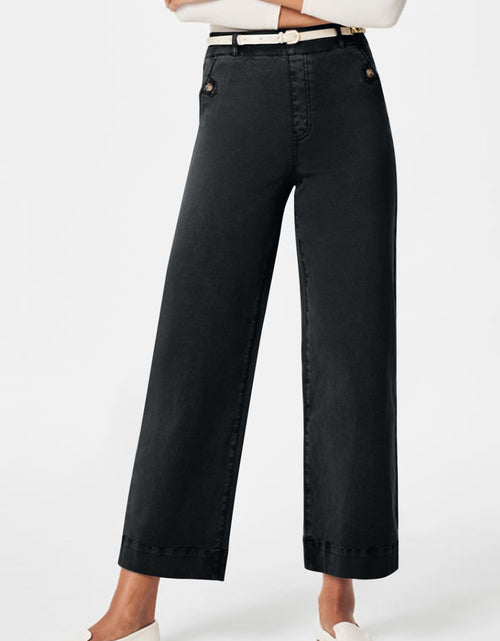 Load image into Gallery viewer, High Waist Jeans with Pockets
