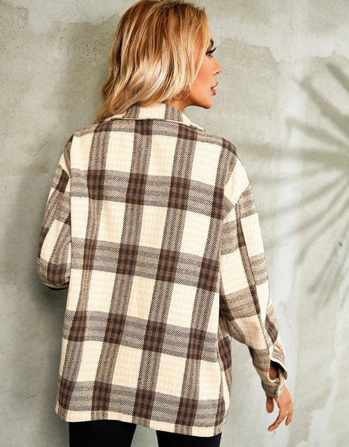 Load image into Gallery viewer, Plaid Button Down Collared Jacket
