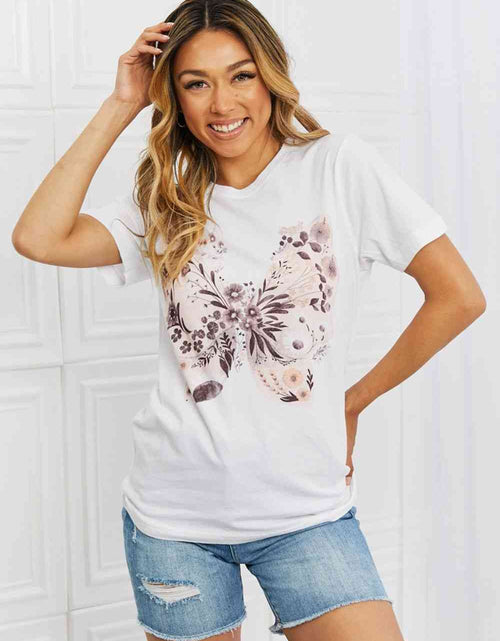 Load image into Gallery viewer, mineB You Give Me Butterflies Graphic T-Shirt
