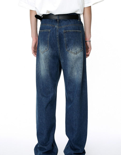 Load image into Gallery viewer, Men's Distressed Applique Straight Jeans
