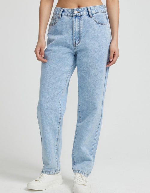 Load image into Gallery viewer, Pocketed Straight Leg Jeans
