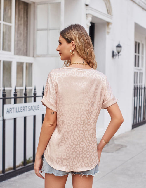 Load image into Gallery viewer, Leopard Print Curved Hem Satin Top
