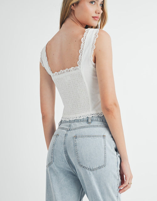 Load image into Gallery viewer, MABLE Pleated Front Detail Straight Jeans
