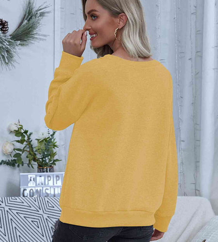 Lip Graphic Round Neck Sweatshirt